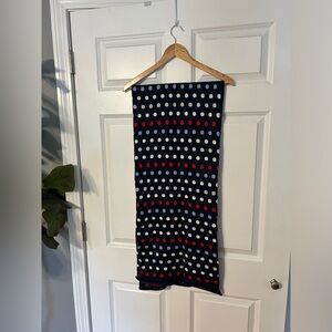 Tommy Hilfiger winter scarf